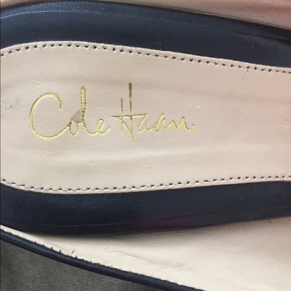 Cole Haan Kitten Heels With Buckle Detail - Picture 6 of 7